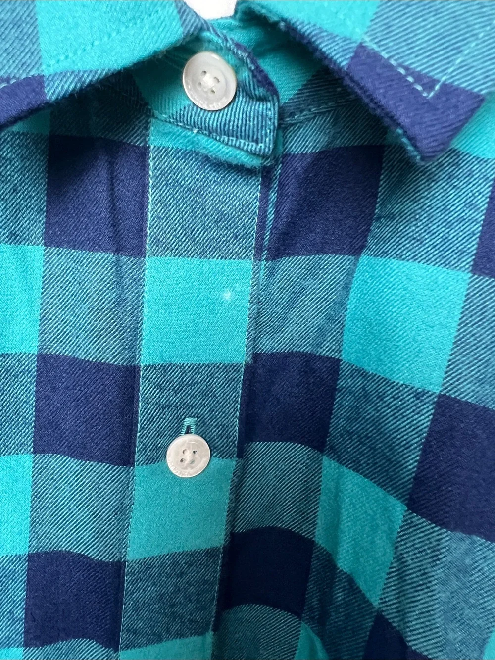 Vineyard Vines boys performance relaxed fit Blue Plaid Button-Down Shirt 14